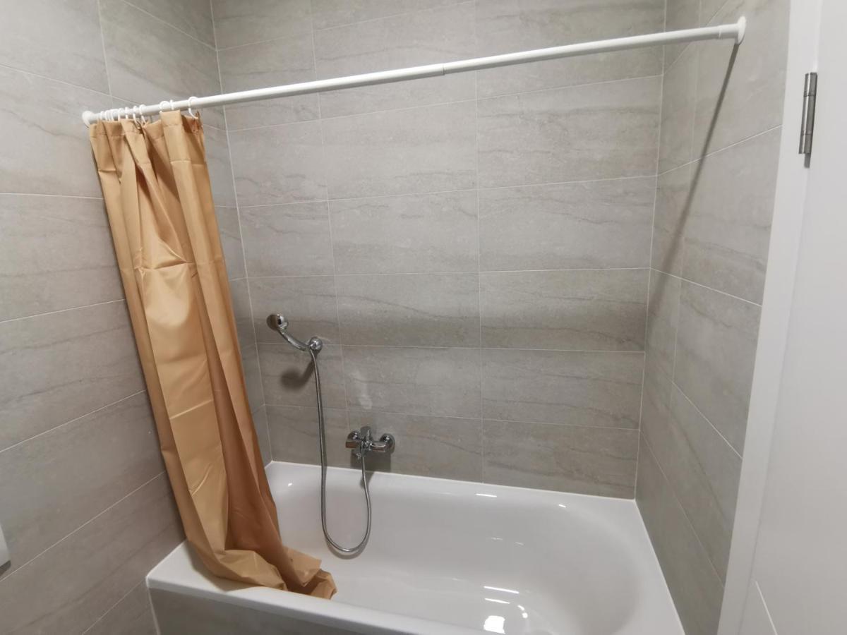 Magi Apartments Novi Sad Buitenkant foto